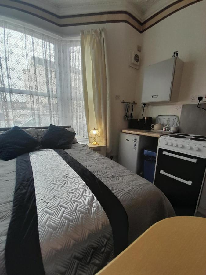 Nova Holiday Apartments Blackpool Esterno foto