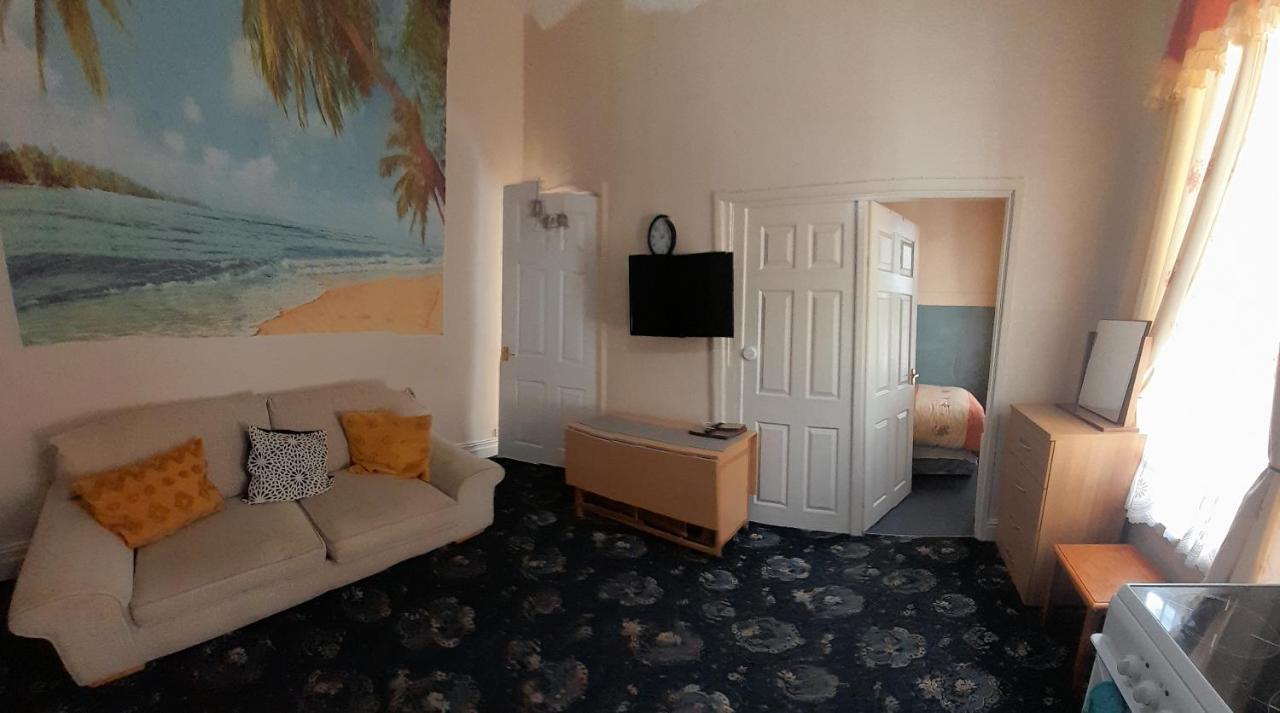 Nova Holiday Apartments Blackpool Esterno foto
